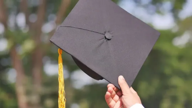 Alternatives to Graduating High School